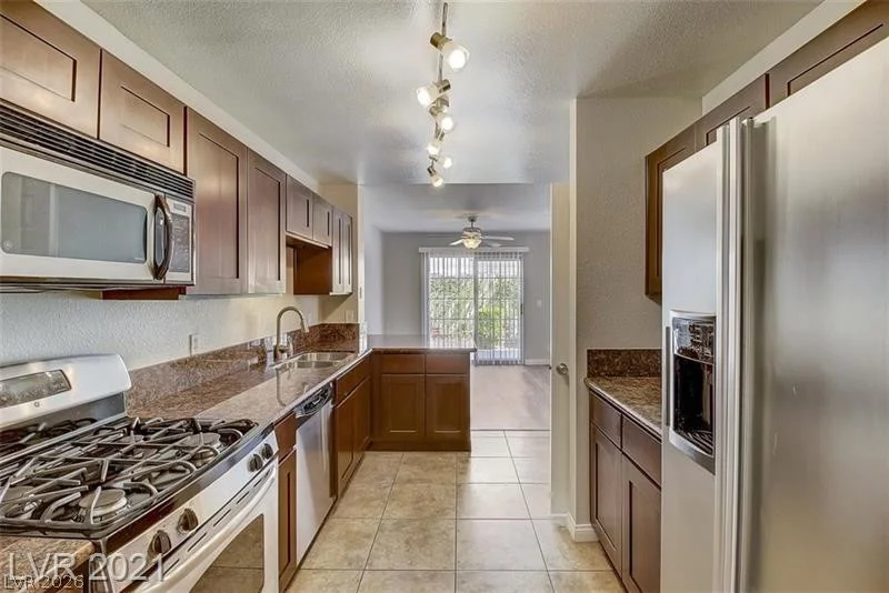 7740 Amato, Las Vegas, NV 89128