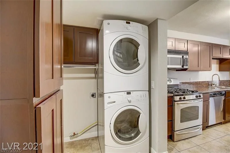 7740 Amato, Las Vegas, NV 89128