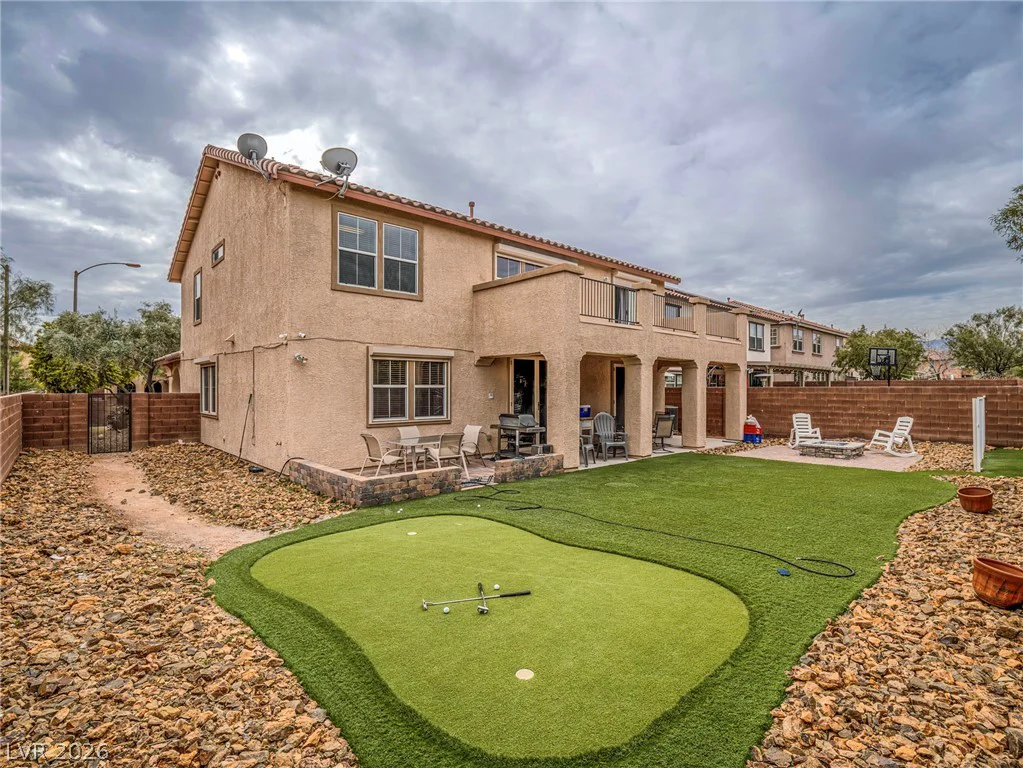 7084 Mountain Den, Las Vegas, NV 89179