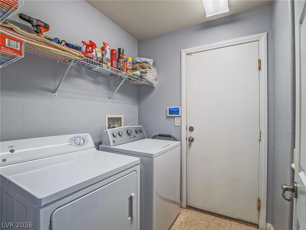 7084 Mountain Den, Las Vegas, NV 89179