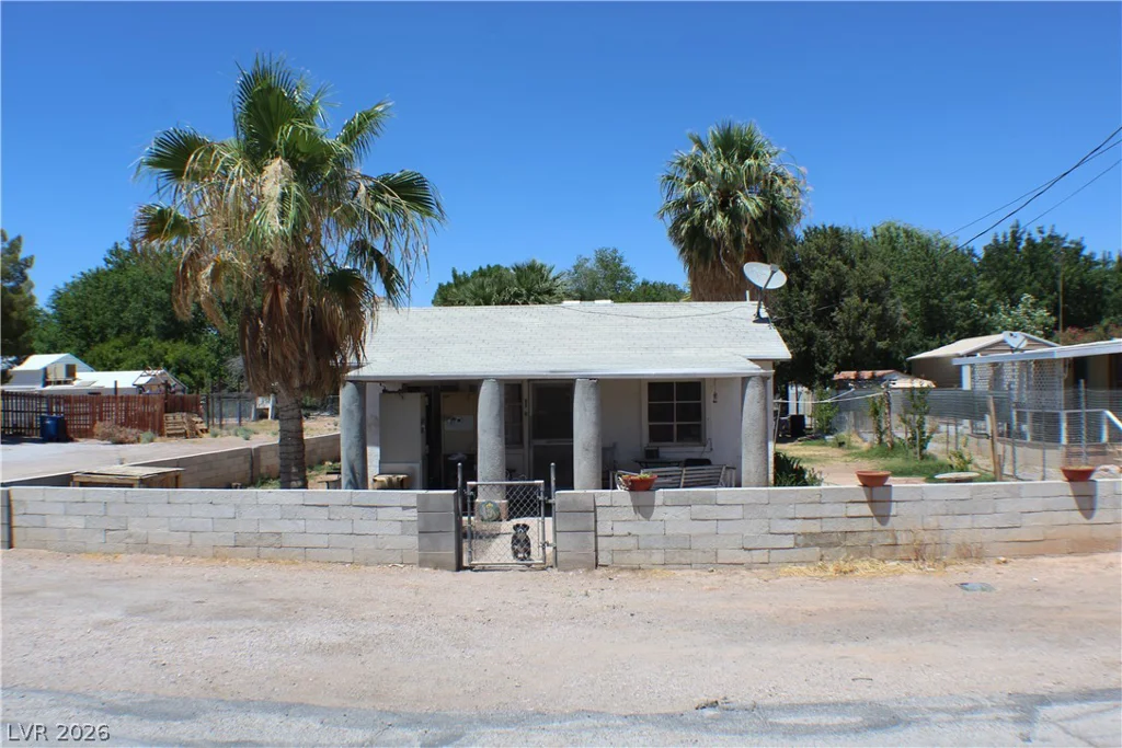 192 Alma, Overton, NV 89040