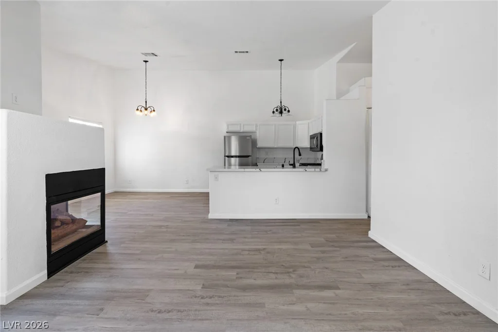 2110 Los Feliz, Las Vegas, NV 89156