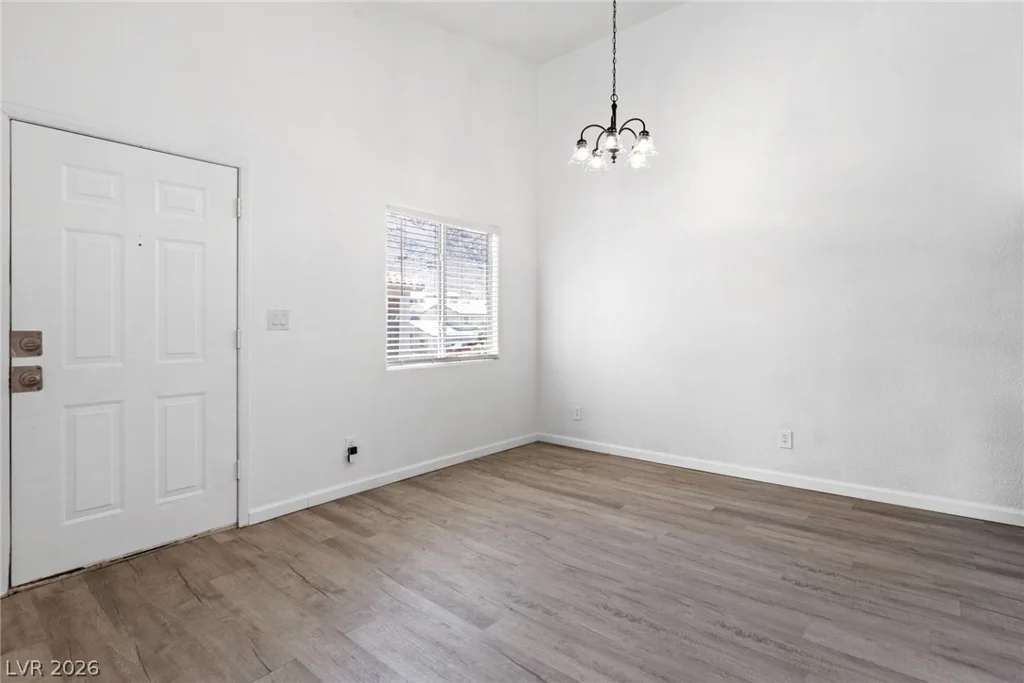 2110 Los Feliz, Las Vegas, NV 89156