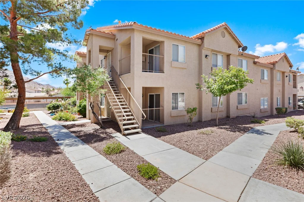 2110 Los Feliz, Las Vegas, NV 89156