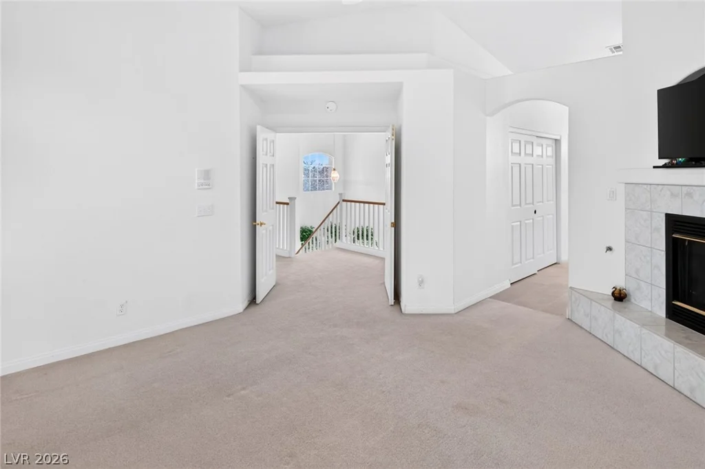 1813 Warrenville, Las Vegas, NV 89117