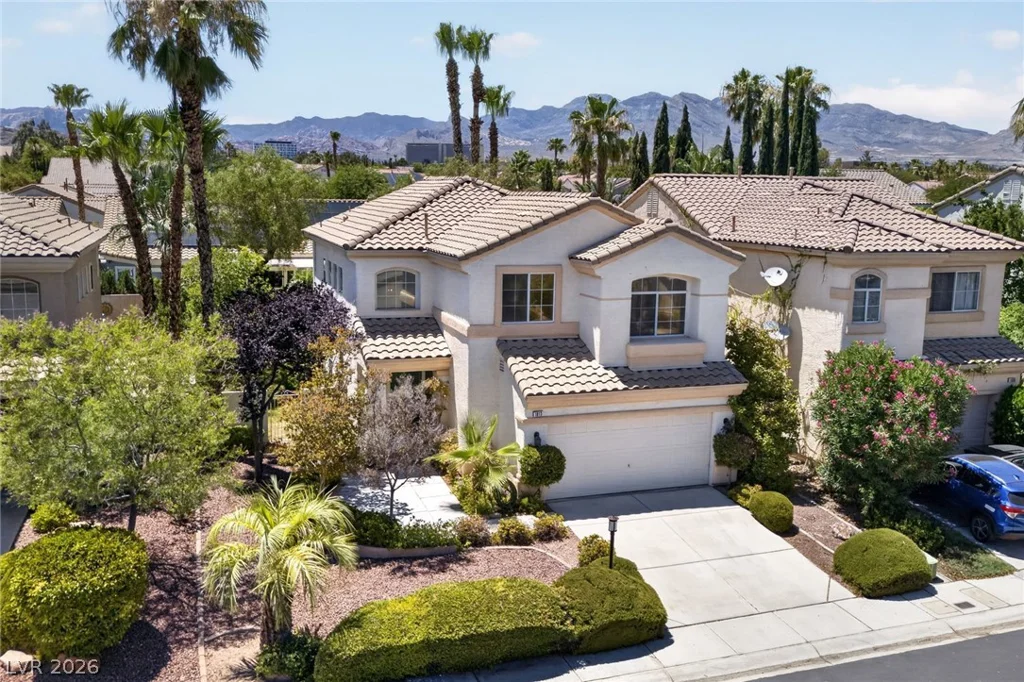 1813 Warrenville, Las Vegas, NV 89117