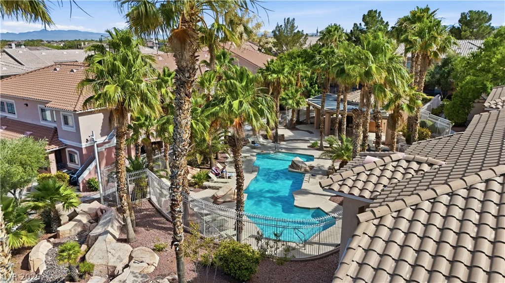 424 Pine Haven, Las Vegas, NV 89144
