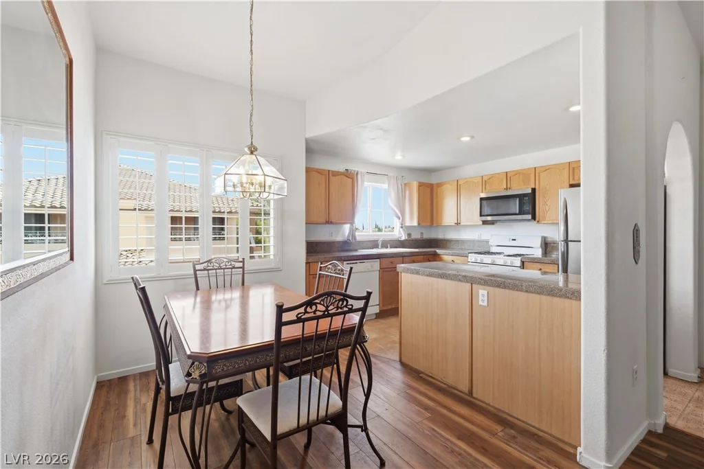 424 Pine Haven, Las Vegas, NV 89144