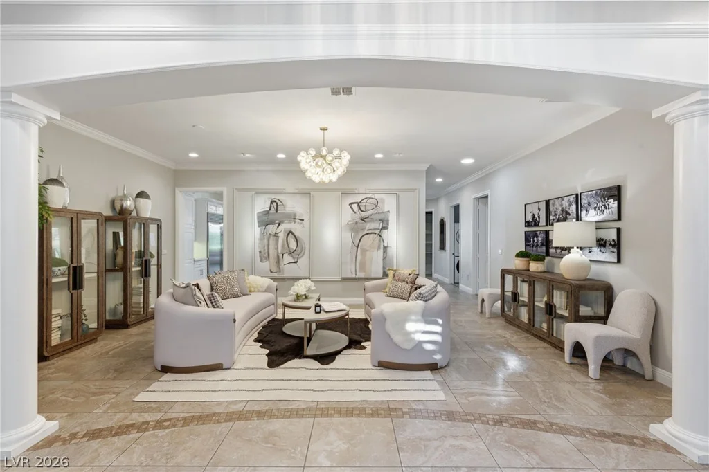 2960 American River, Las Vegas, NV 89135