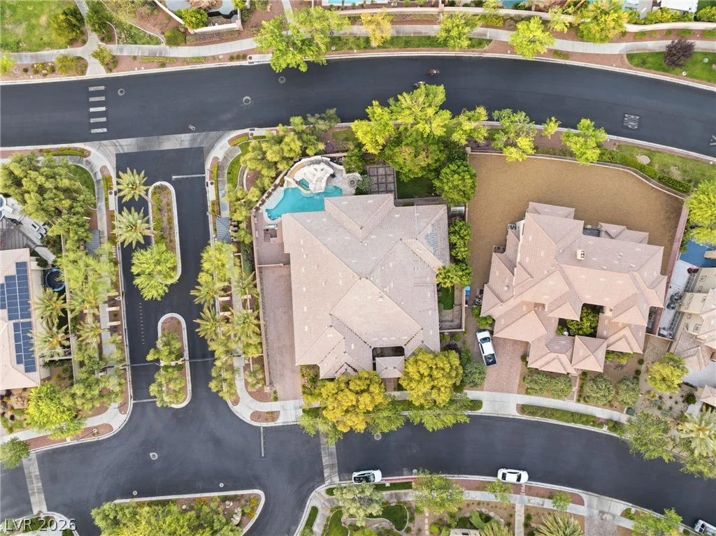 2960 American River, Las Vegas, NV 89135