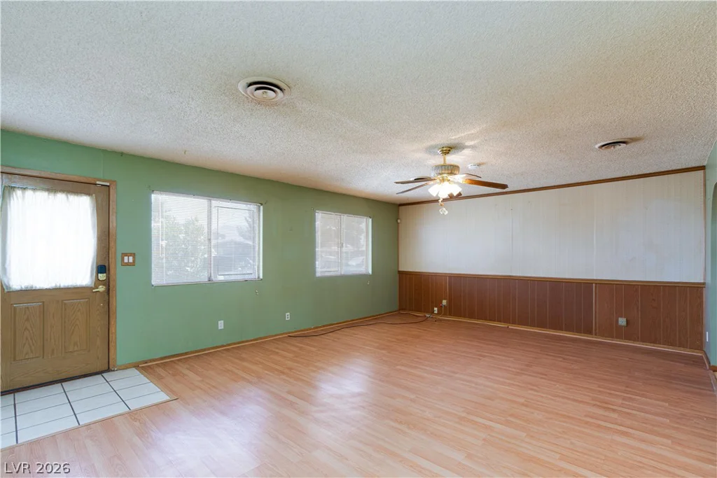 2341 Pariva, Las Vegas, NV 89115