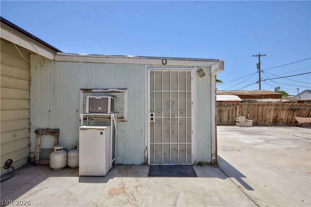 2341 Pariva, Las Vegas, NV 89115