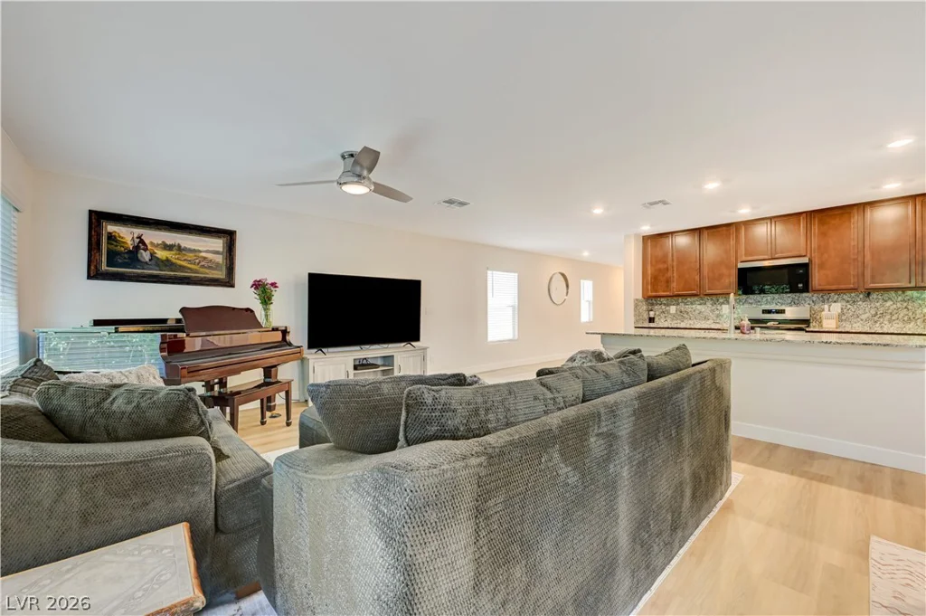 9550 Granville Bridge, Las Vegas, NV 89139