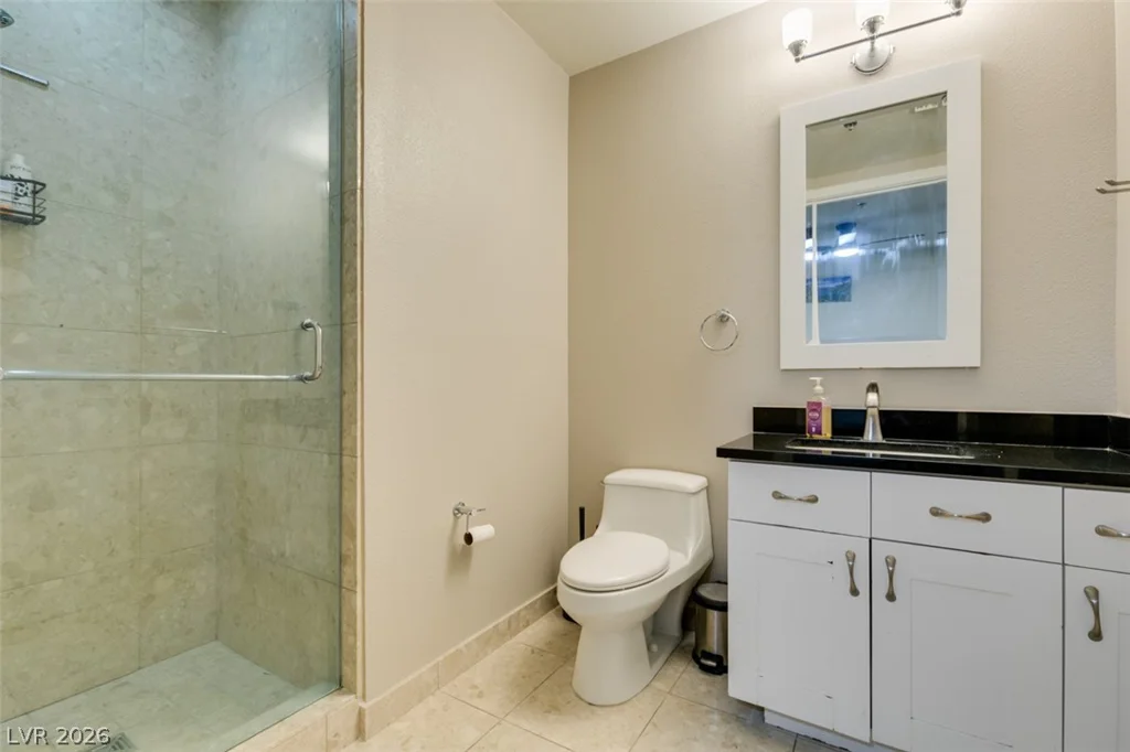 4525 Dean Martin, Las Vegas, NV 89103