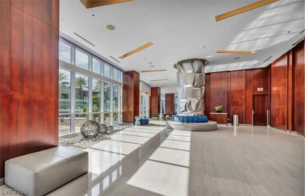 4525 Dean Martin, Las Vegas, NV 89103