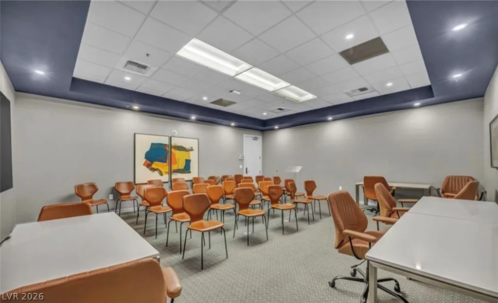 4525 Dean Martin, Las Vegas, NV 89103