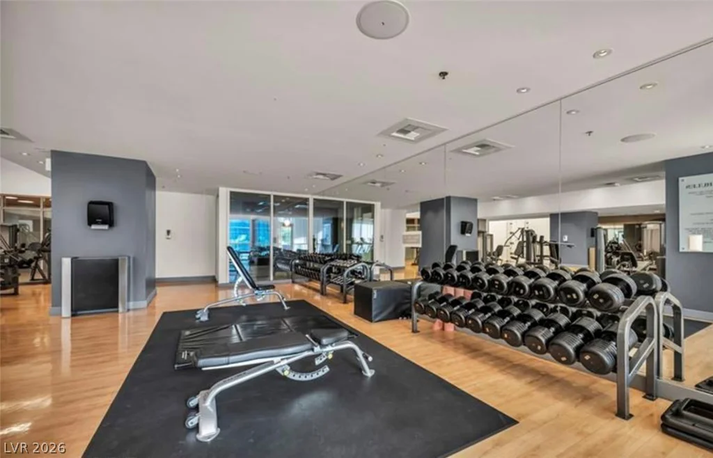 4525 Dean Martin, Las Vegas, NV 89103