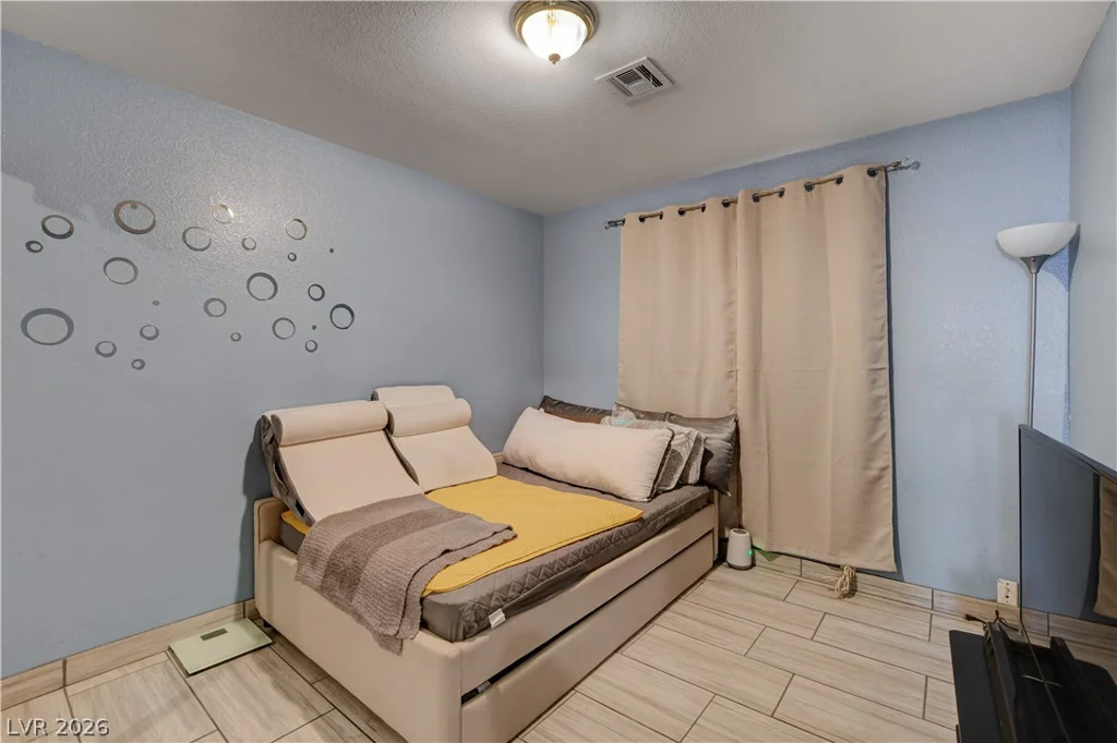 5528 Cleary, Las Vegas, NV 89108