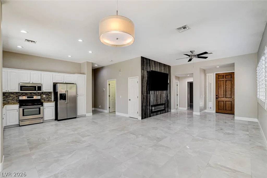 14 Emerald Dunes, Henderson, NV 89052