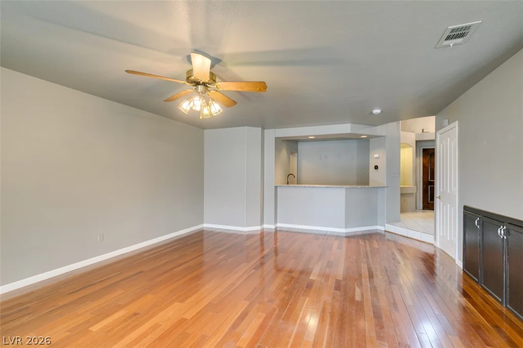 3636 Dorrington, Las Vegas, NV 89129