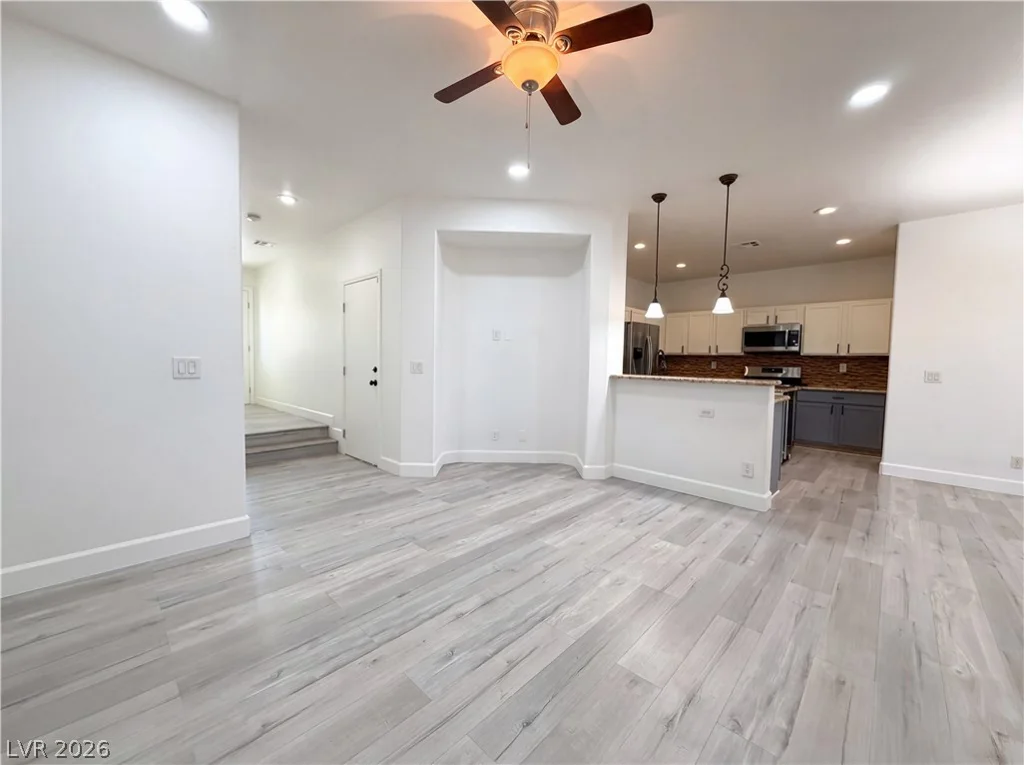 6560 Cotsfield, Las Vegas, NV 89139