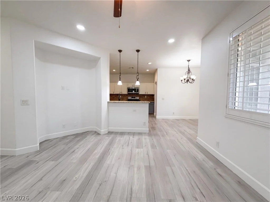 6560 Cotsfield, Las Vegas, NV 89139