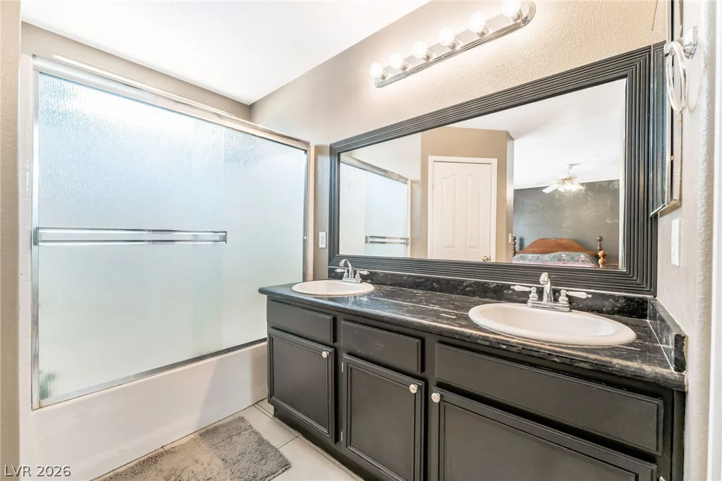 3846 Down Quilt, Las Vegas, NV 89115