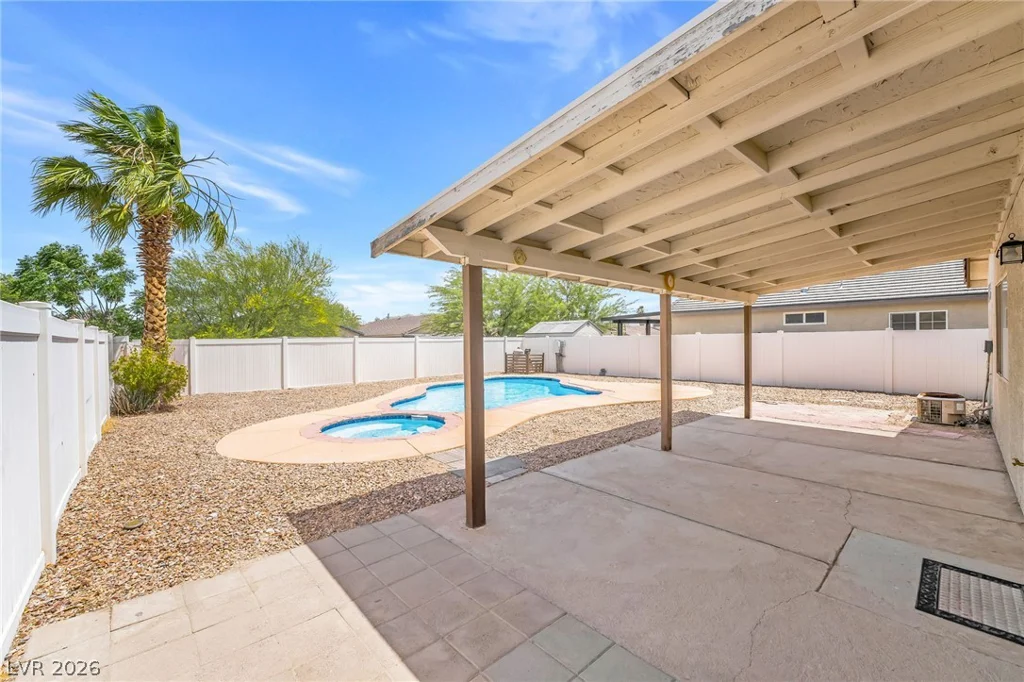 3846 Down Quilt, Las Vegas, NV 89115