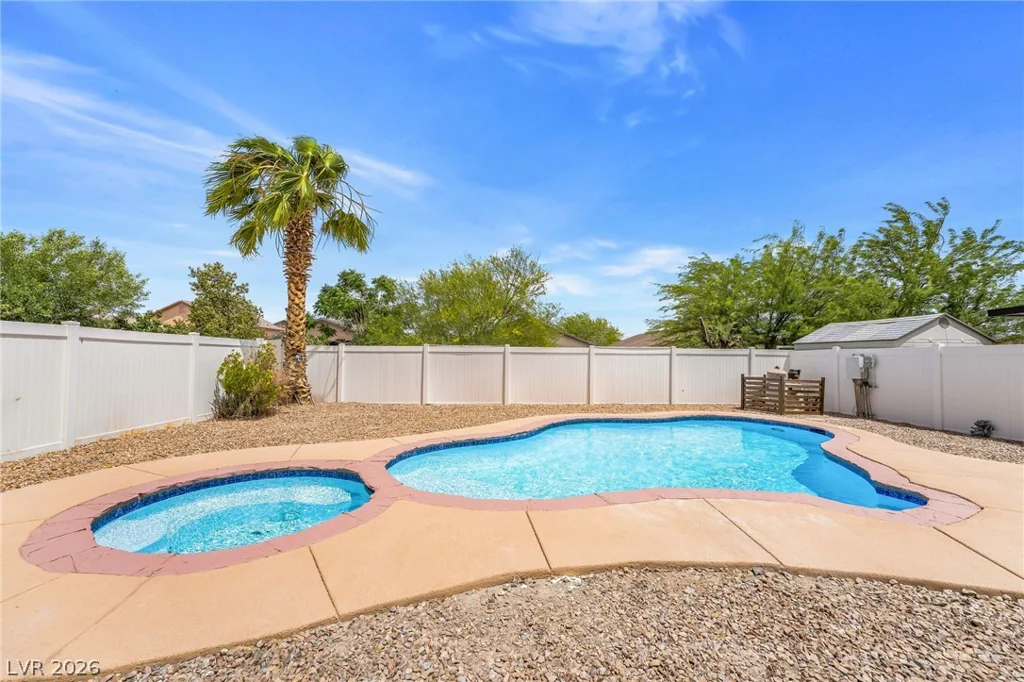 3846 Down Quilt, Las Vegas, NV 89115