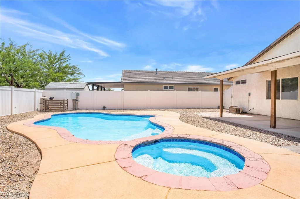3846 Down Quilt, Las Vegas, NV 89115