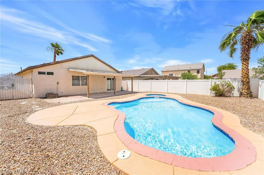 3846 Down Quilt, Las Vegas, NV 89115