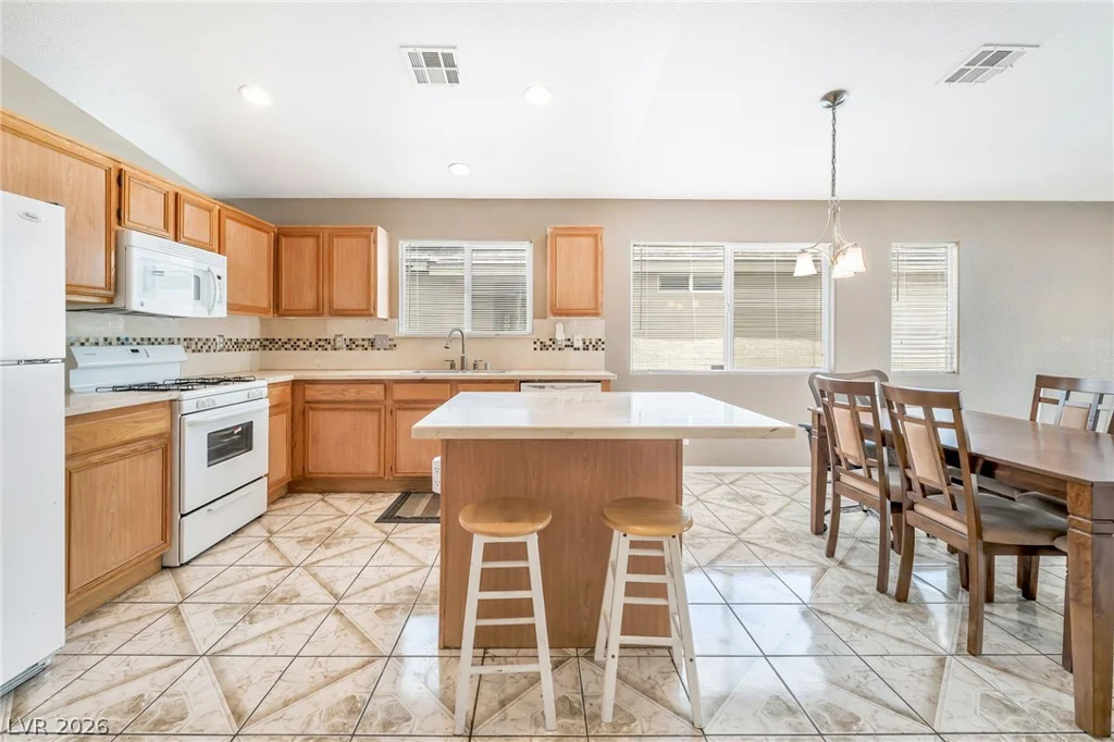 3846 Down Quilt, Las Vegas, NV 89115