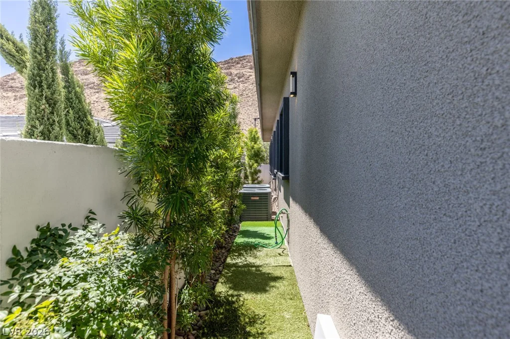 10118 Copper Edge, Las Vegas, NV 89148