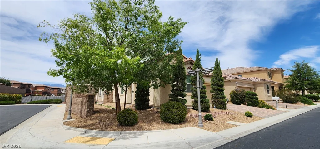 3 Crooked Putter, Las Vegas, NV 89148