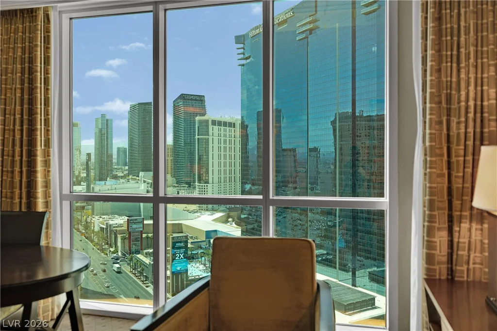 125 Harmon, Las Vegas, NV 89109