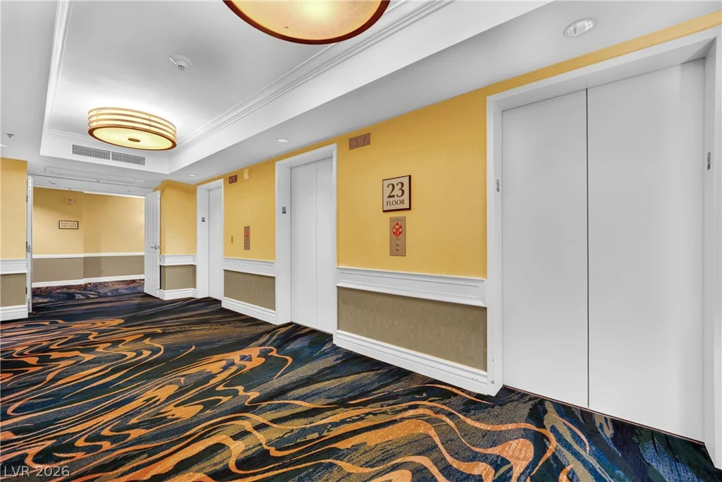 125 Harmon, Las Vegas, NV 89109