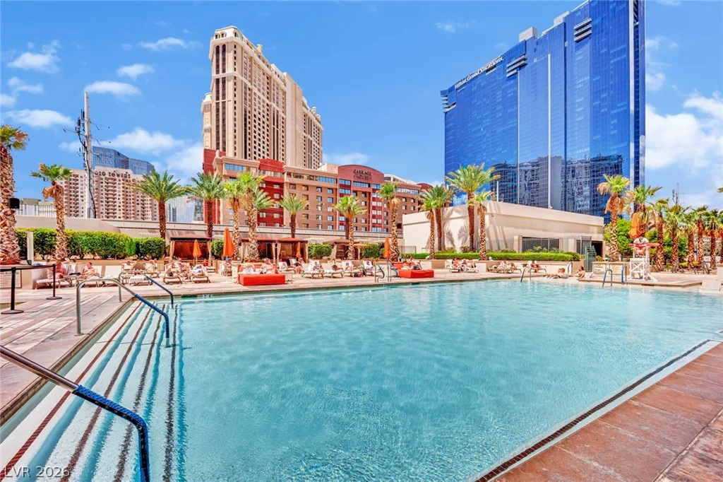 125 Harmon, Las Vegas, NV 89109