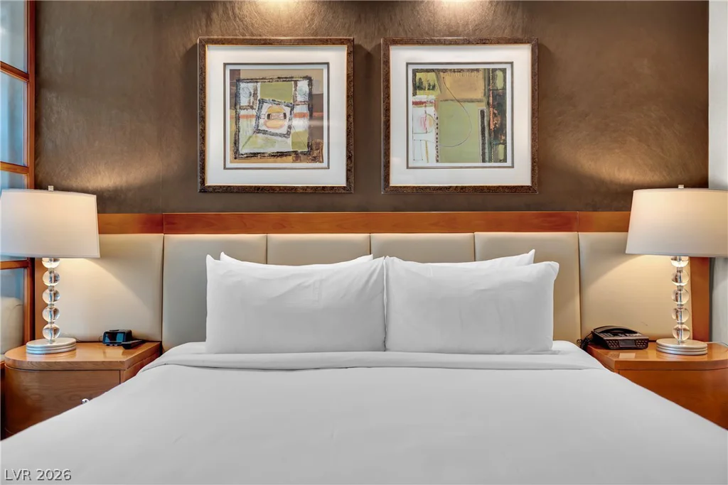 125 Harmon, Las Vegas, NV 89109
