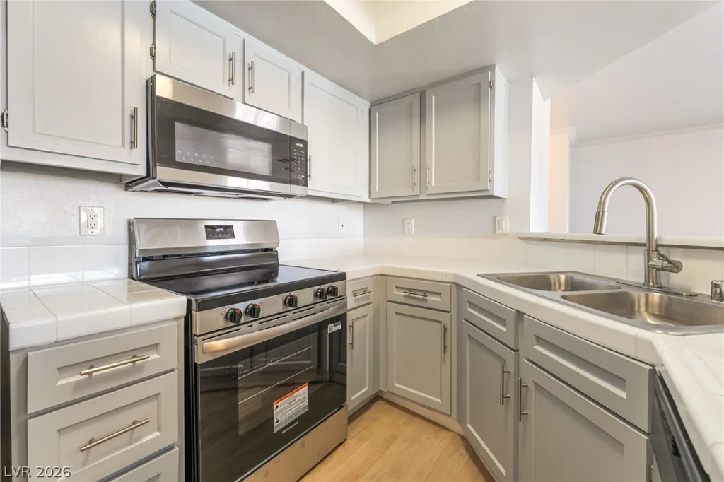 8600 Charleston, Las Vegas, NV 89117