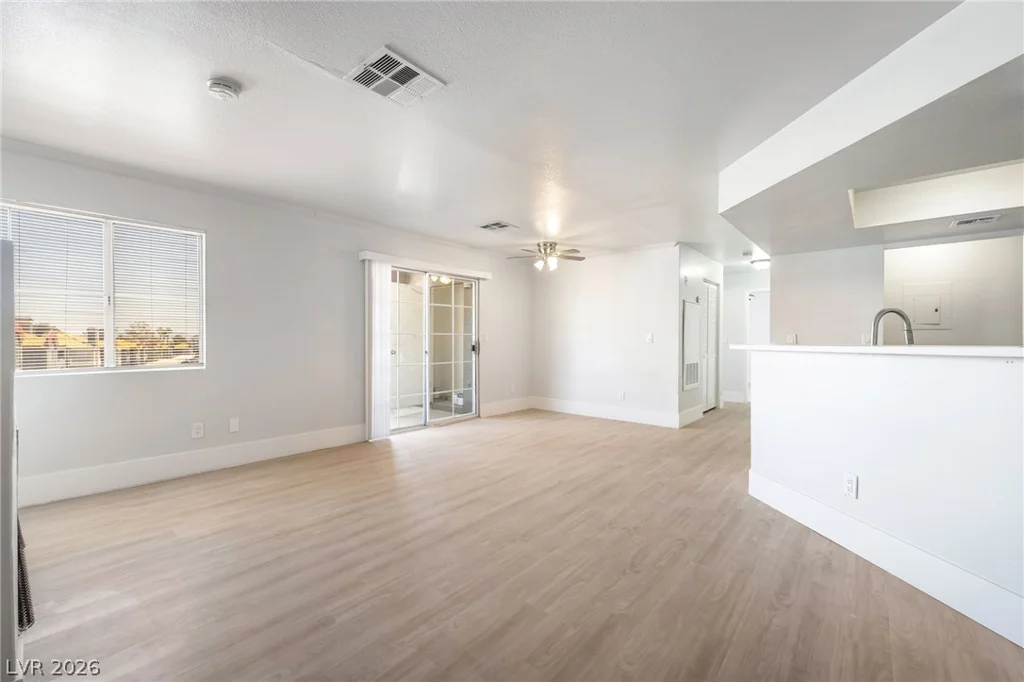 8600 Charleston, Las Vegas, NV 89117
