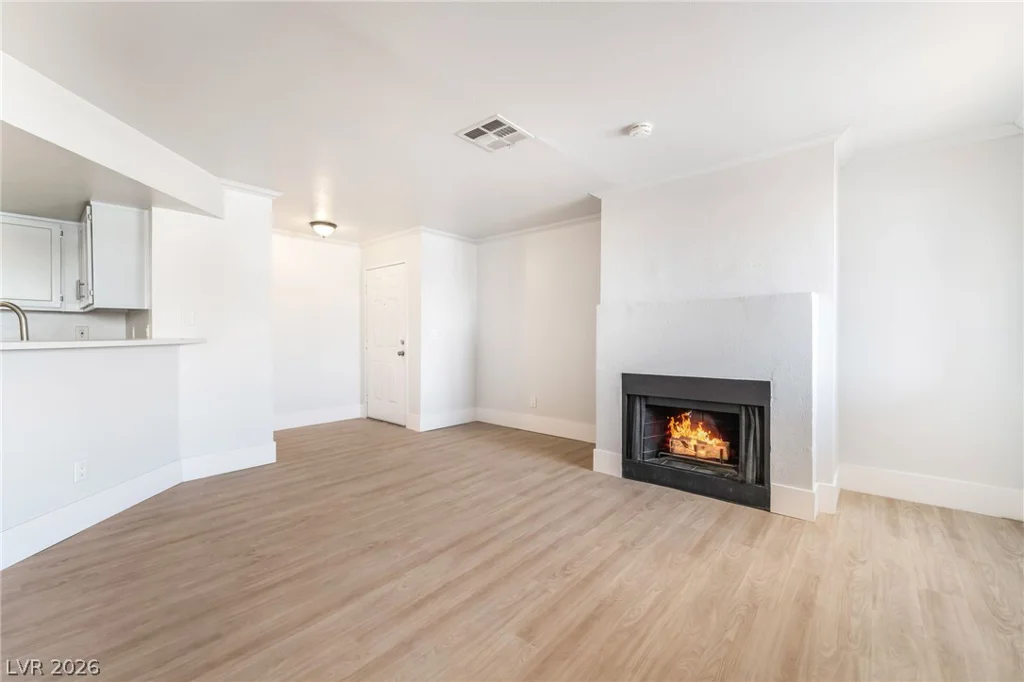8600 Charleston, Las Vegas, NV 89117