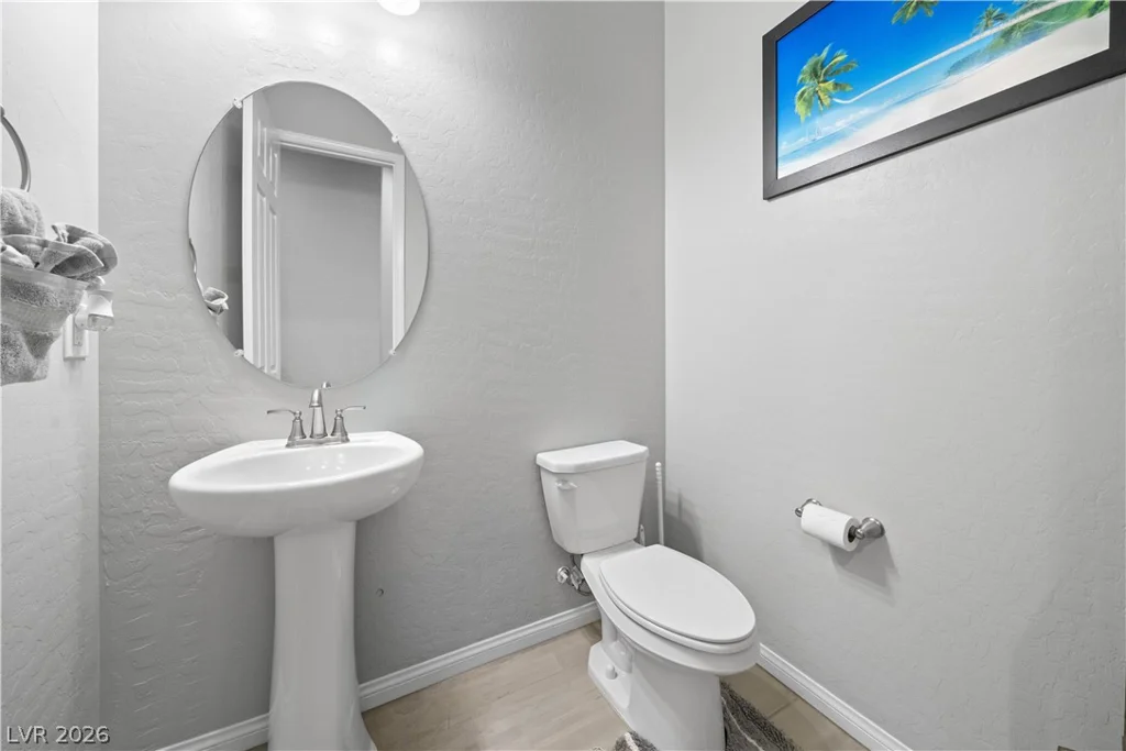 903 Jason Alexander, North Las Vegas, NV 89031