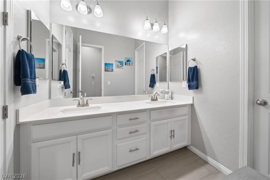 903 Jason Alexander, North Las Vegas, NV 89031