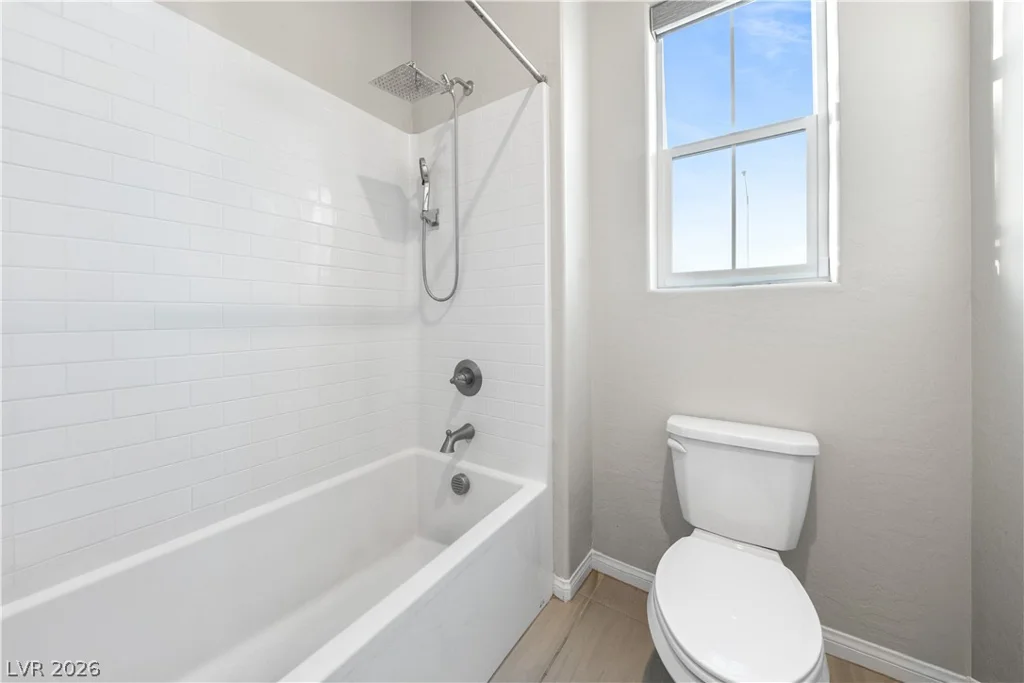903 Jason Alexander, North Las Vegas, NV 89031