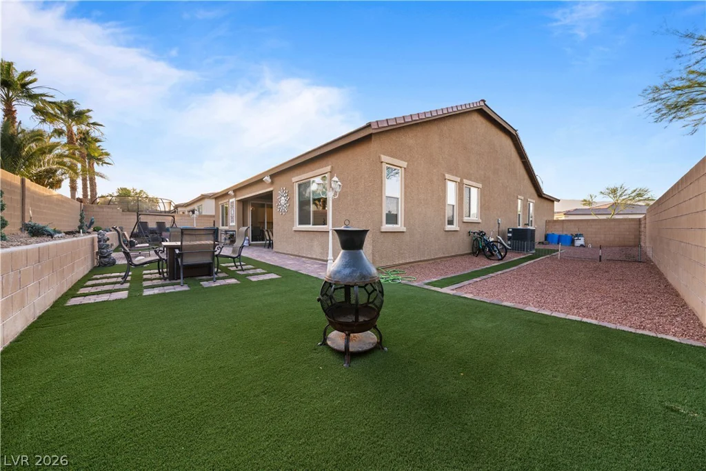 903 Jason Alexander, North Las Vegas, NV 89031