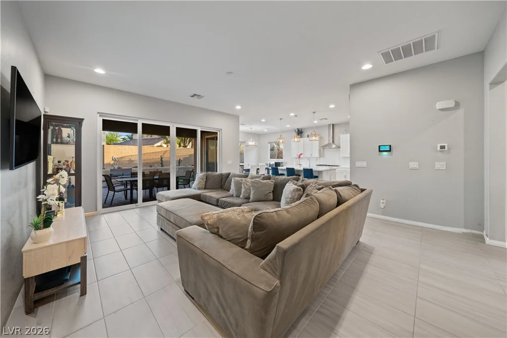 903 Jason Alexander, North Las Vegas, NV 89031