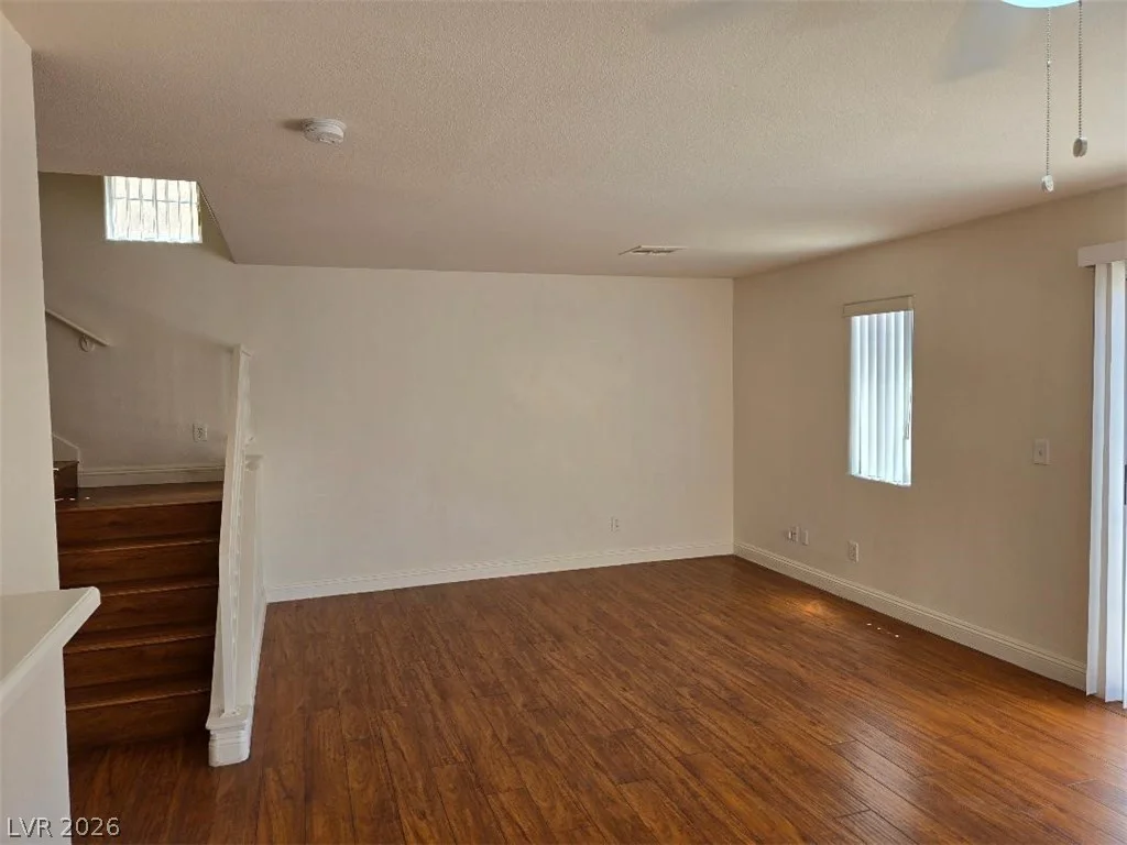 5367 Railroad Spikes, Las Vegas, NV 89118