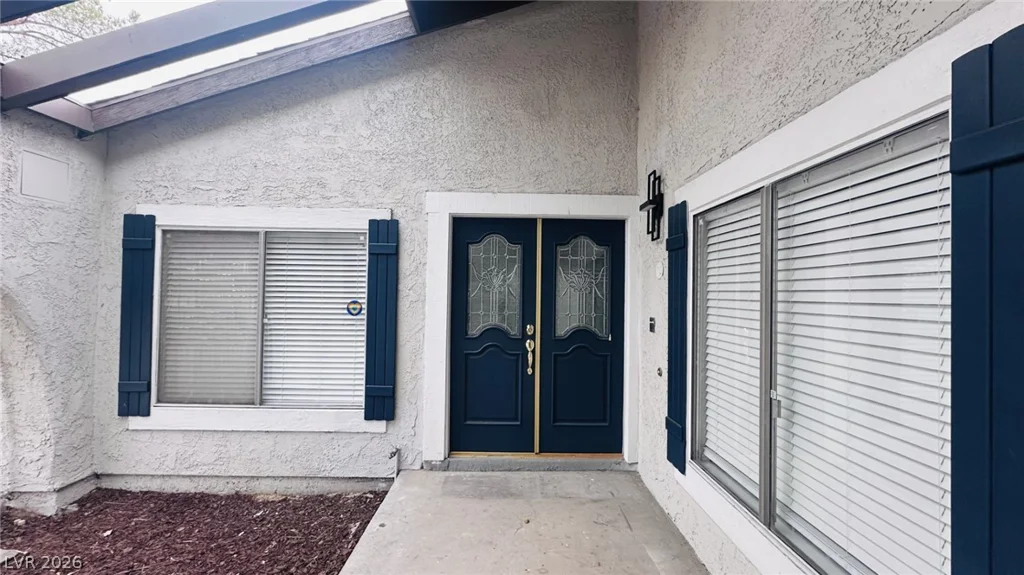 5134 Desert Inn, Las Vegas, NV 89146