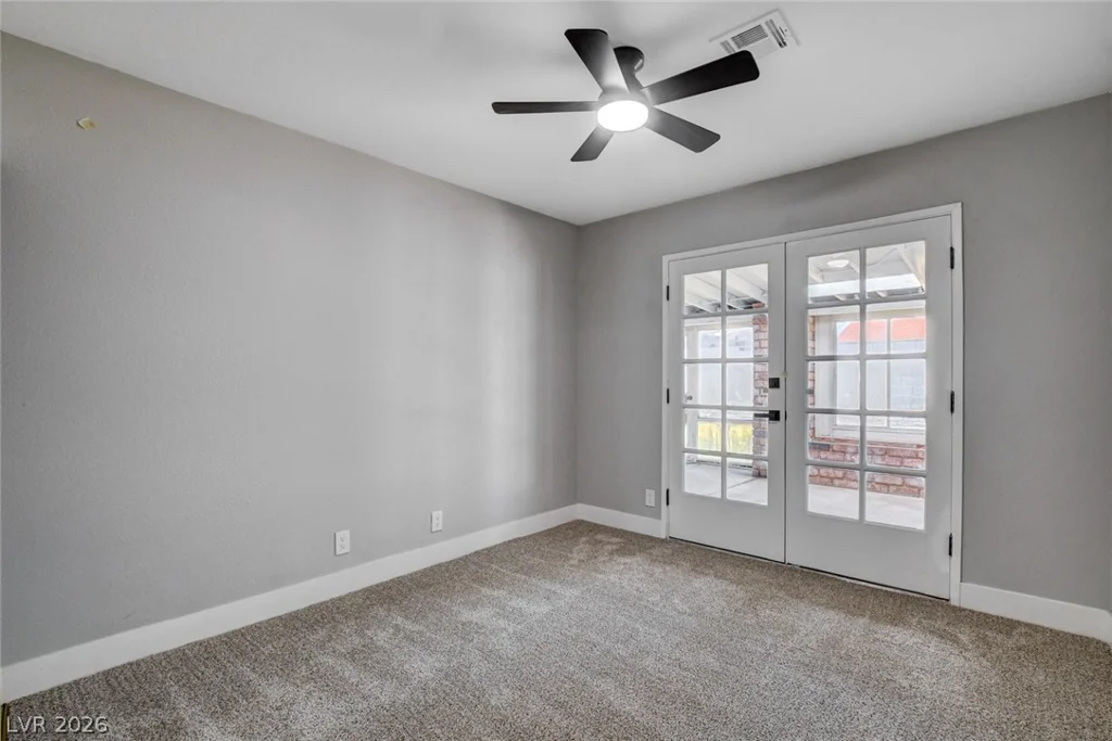5134 Desert Inn, Las Vegas, NV 89146