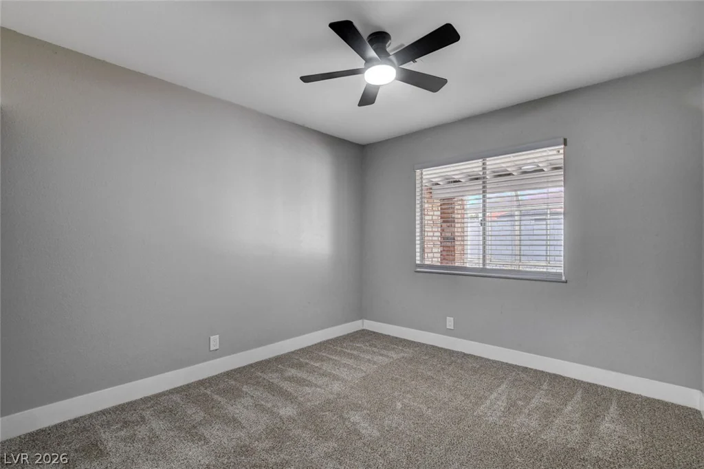 5134 Desert Inn, Las Vegas, NV 89146